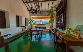 Hotel Mariscal Robledo
